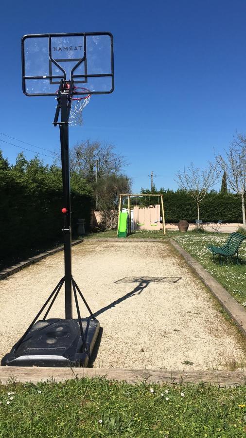 Domaine D'Elusa فيك-فيزينساك المظهر الخارجي الصورة